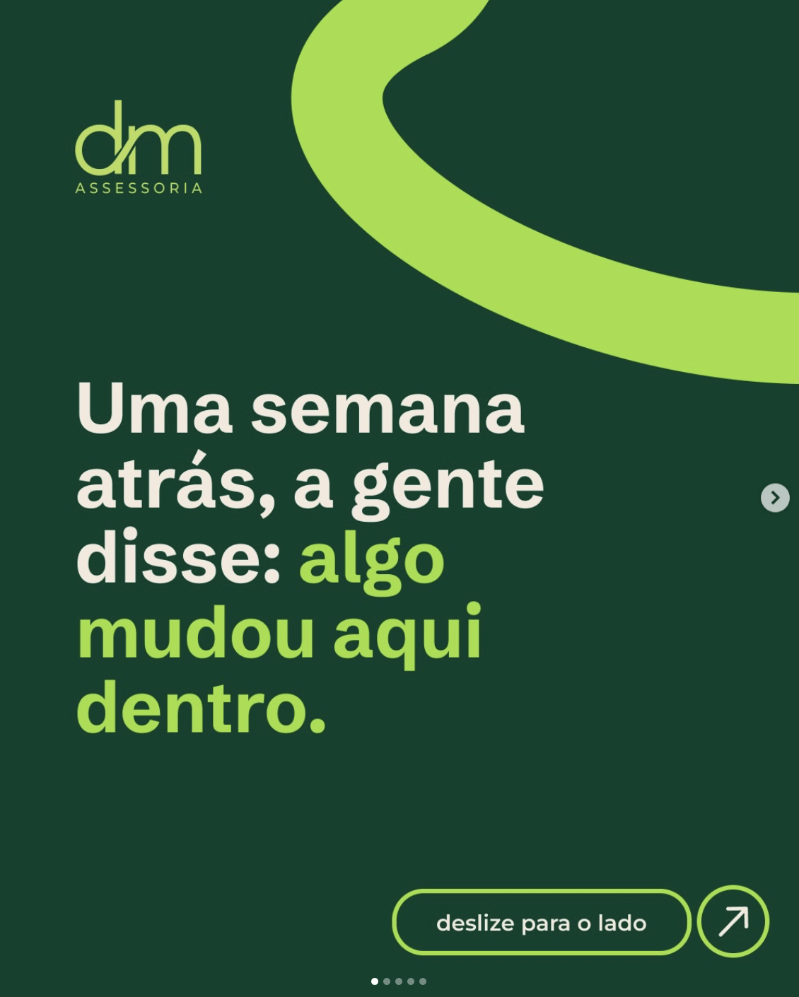 Mudar faz parte. Saber para onde ir faz toda a diferença. Toda carreira passa por travessias — por escolha ou porque o mercado, a empresa ou o que fazia sentido ontem mudou. É nesses momentos que técnica e acolhimento precisam caminhar juntos. Uma transição profissional não envolve apenas currículo, LinkedIn ou entrevistas: envolve expectativas, escolhas, histórias e pessoas. Mudamos nossa marca, e ela deixou ainda mais claro aquilo em que sempre acreditamos: desenvolvimento humano inteligente e estratégico, de mãos dadas com você e o seu negócio. Vamos juntos. Boa semana 💚